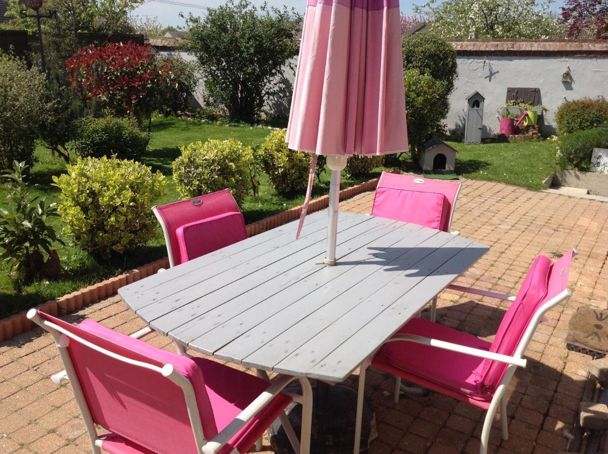 Thiétreville Le Jardin Des Poules B&B 외부 사진
