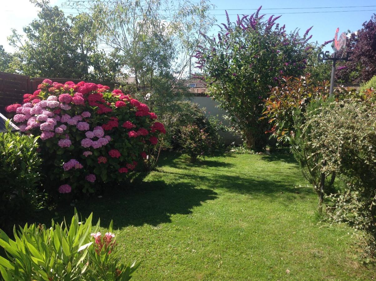Thiétreville Le Jardin Des Poules B&B 외부 사진